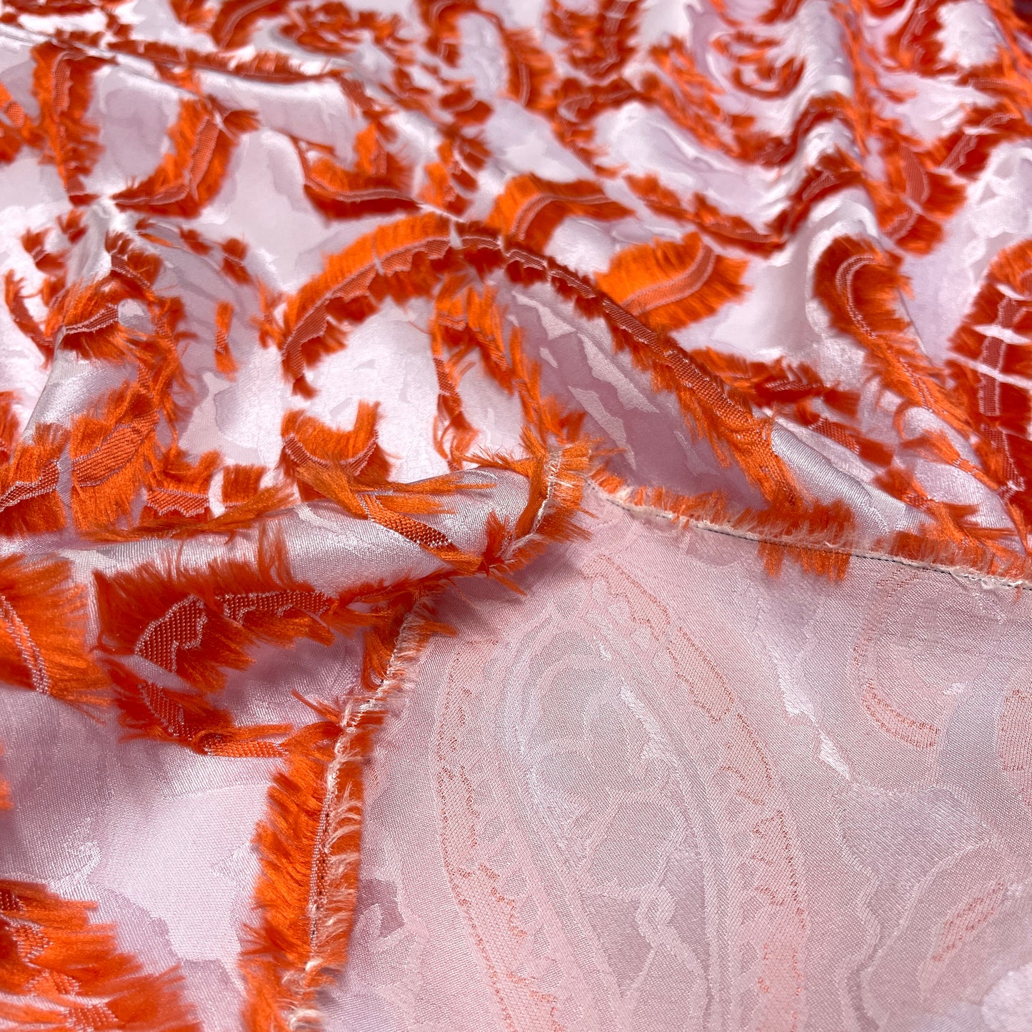 Jacquard Seta Viscosa -  Fil Coupé   Fondo Lilla Chiaro