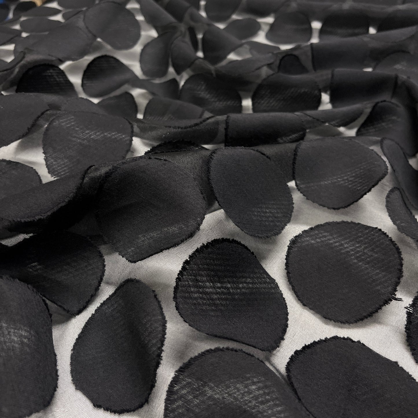 Jacquard Pois- Base Trasparente in Seta