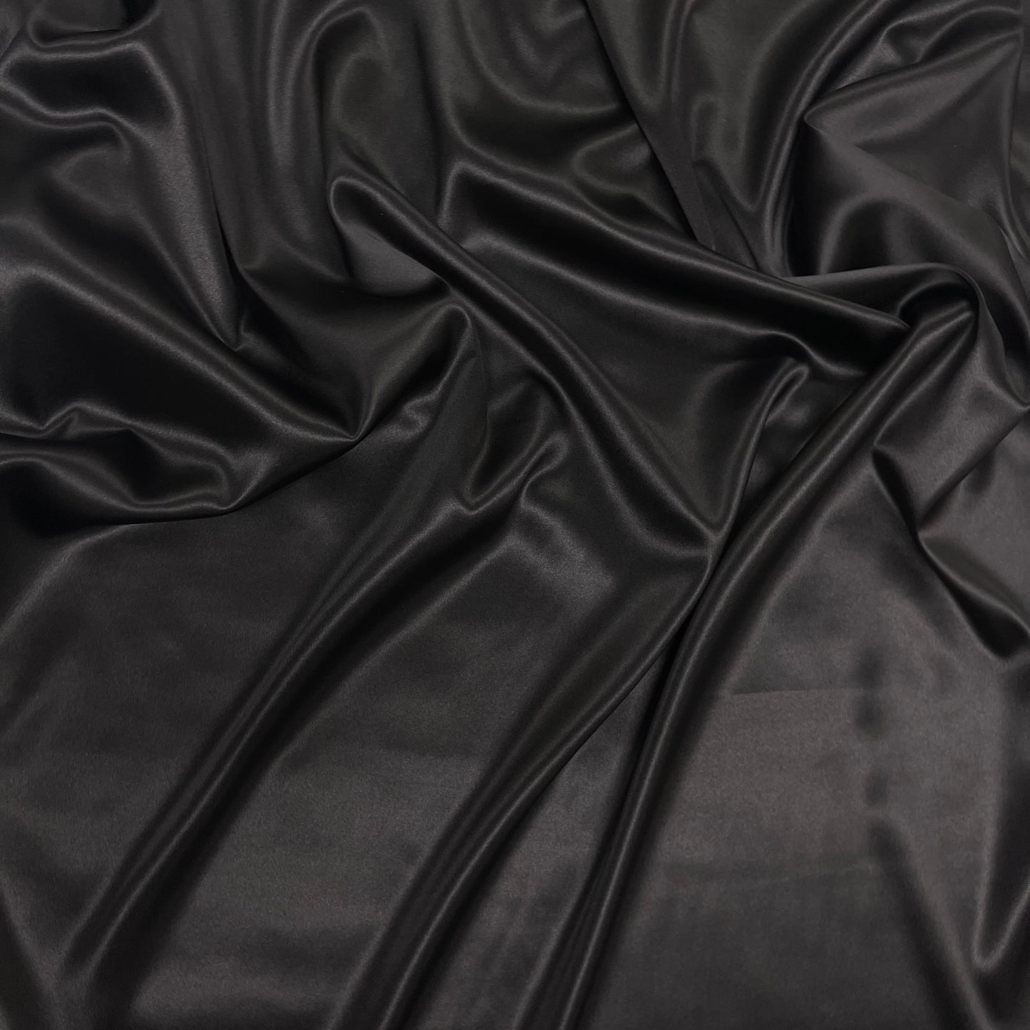 Raso di Seta Nero