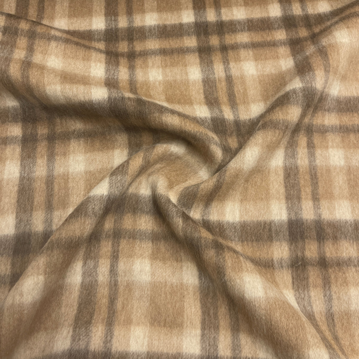 Baby Lama – Pelo Corto Check Beige