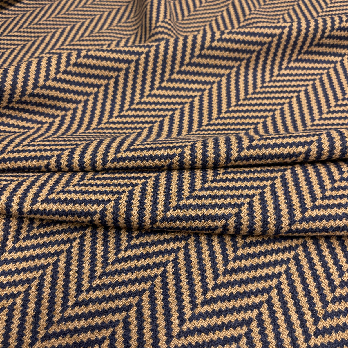 Lana Vergine e Cashmere (Peso Medio) – Cammello e Blu Navy
