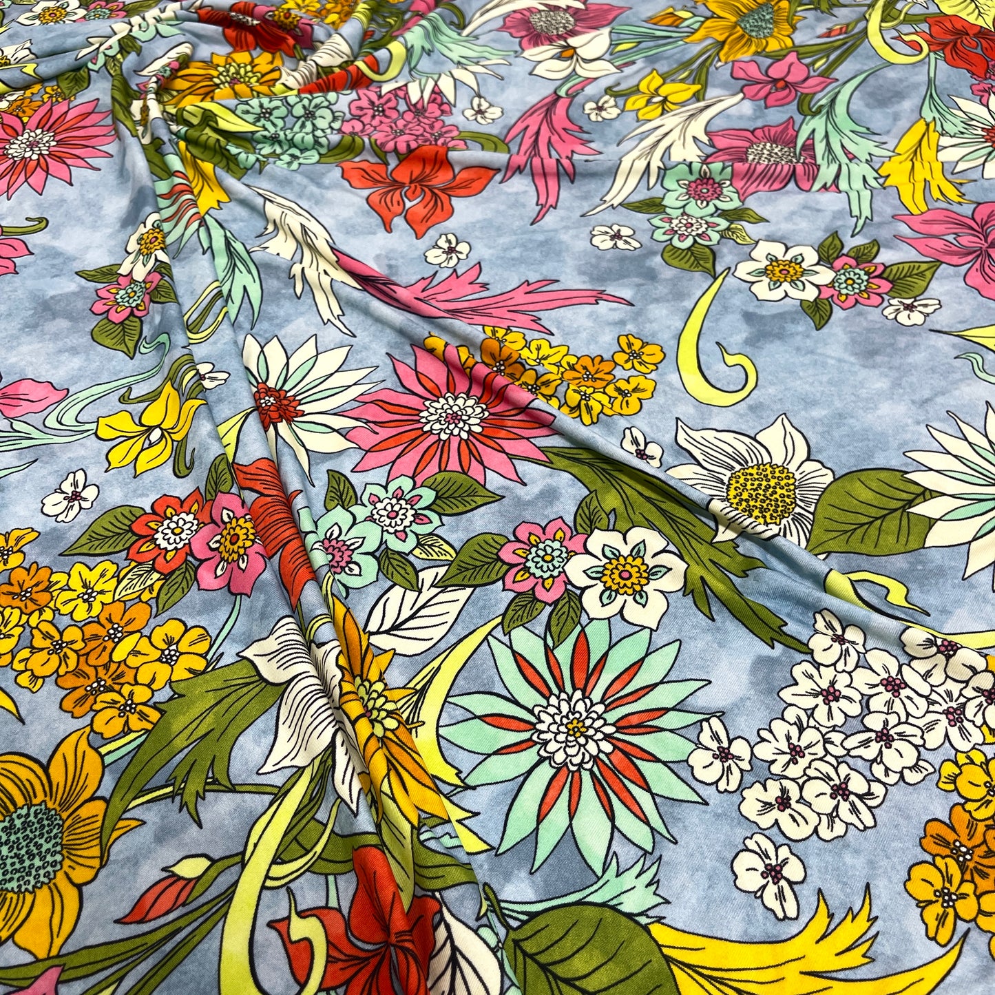 Jersey di Viscosa Fantasia Floreale Multicolore