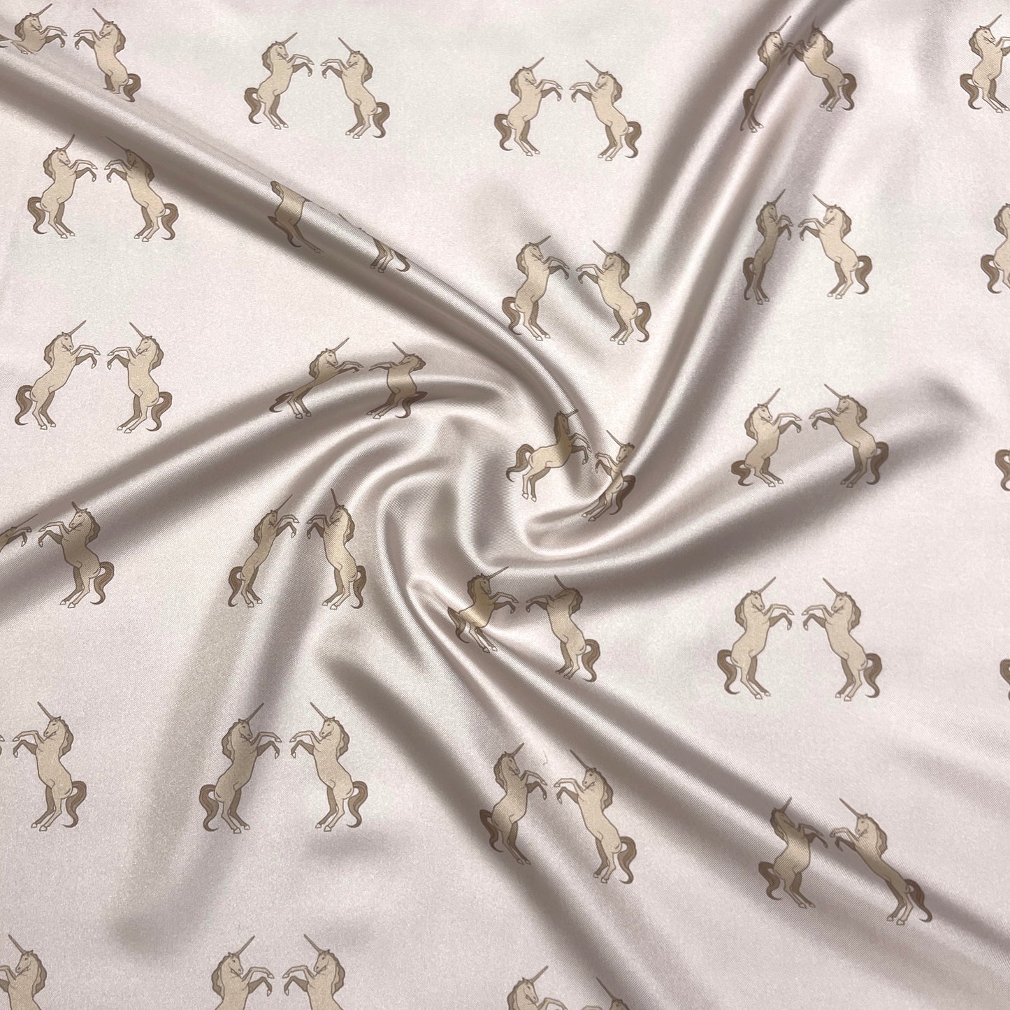Twill di Seta Unicorni Avorio