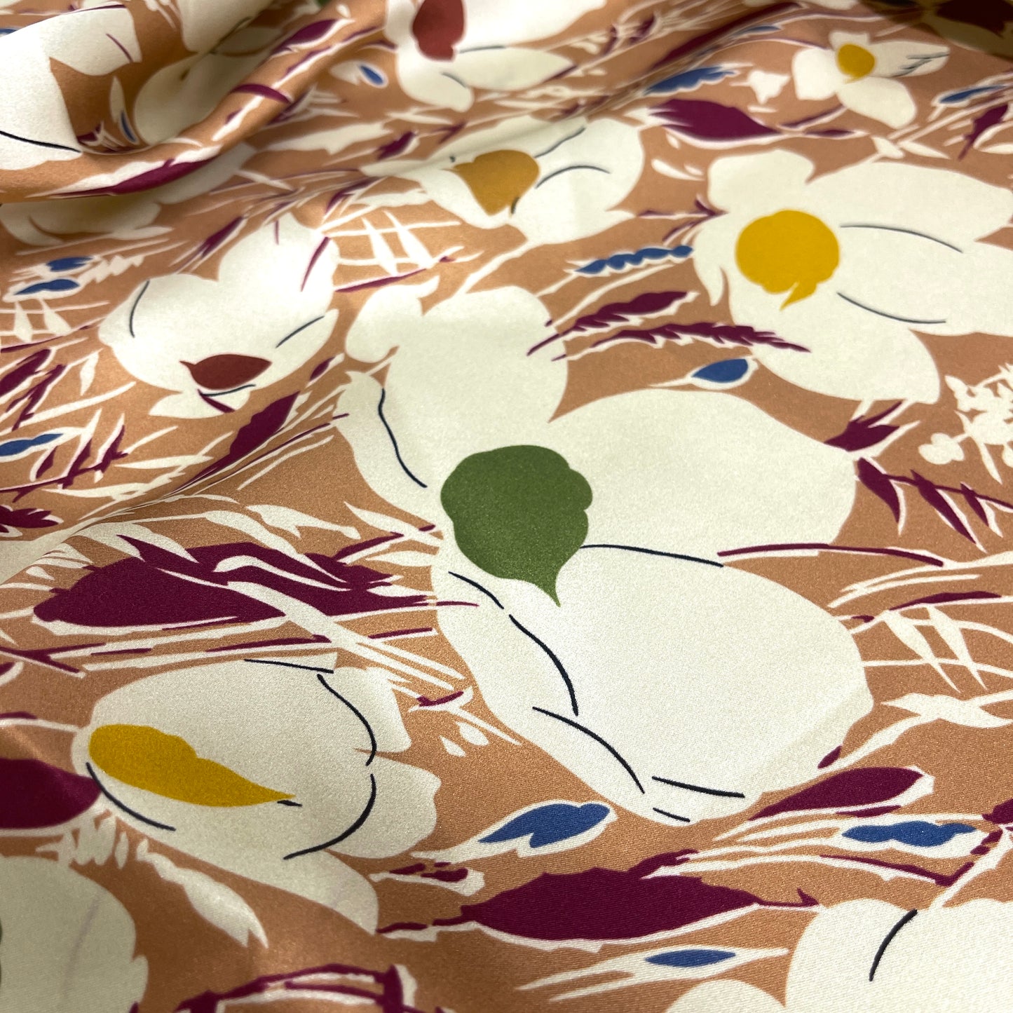 Raso di Seta Fantasia Floreale Beige – 2,50 × 1,40 m