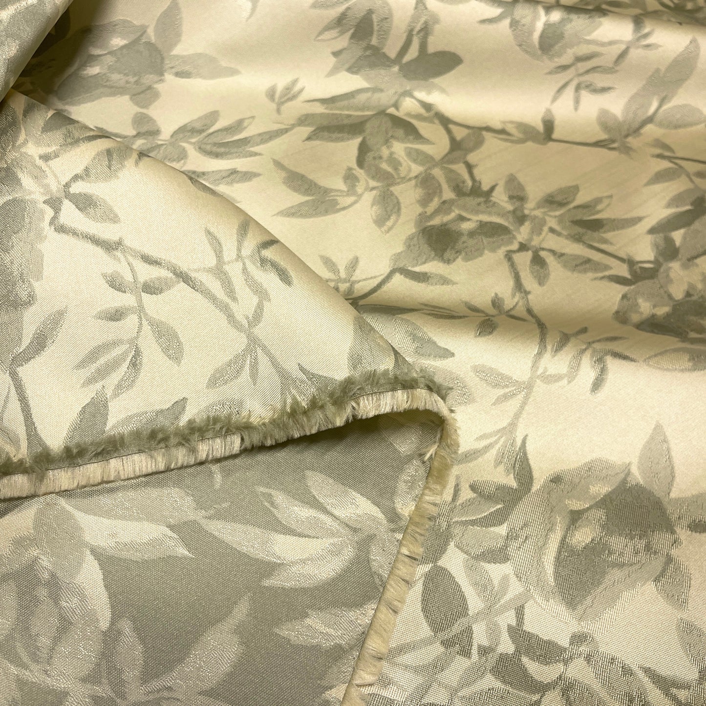 Jacquard floreale satinato – Giallo botanico