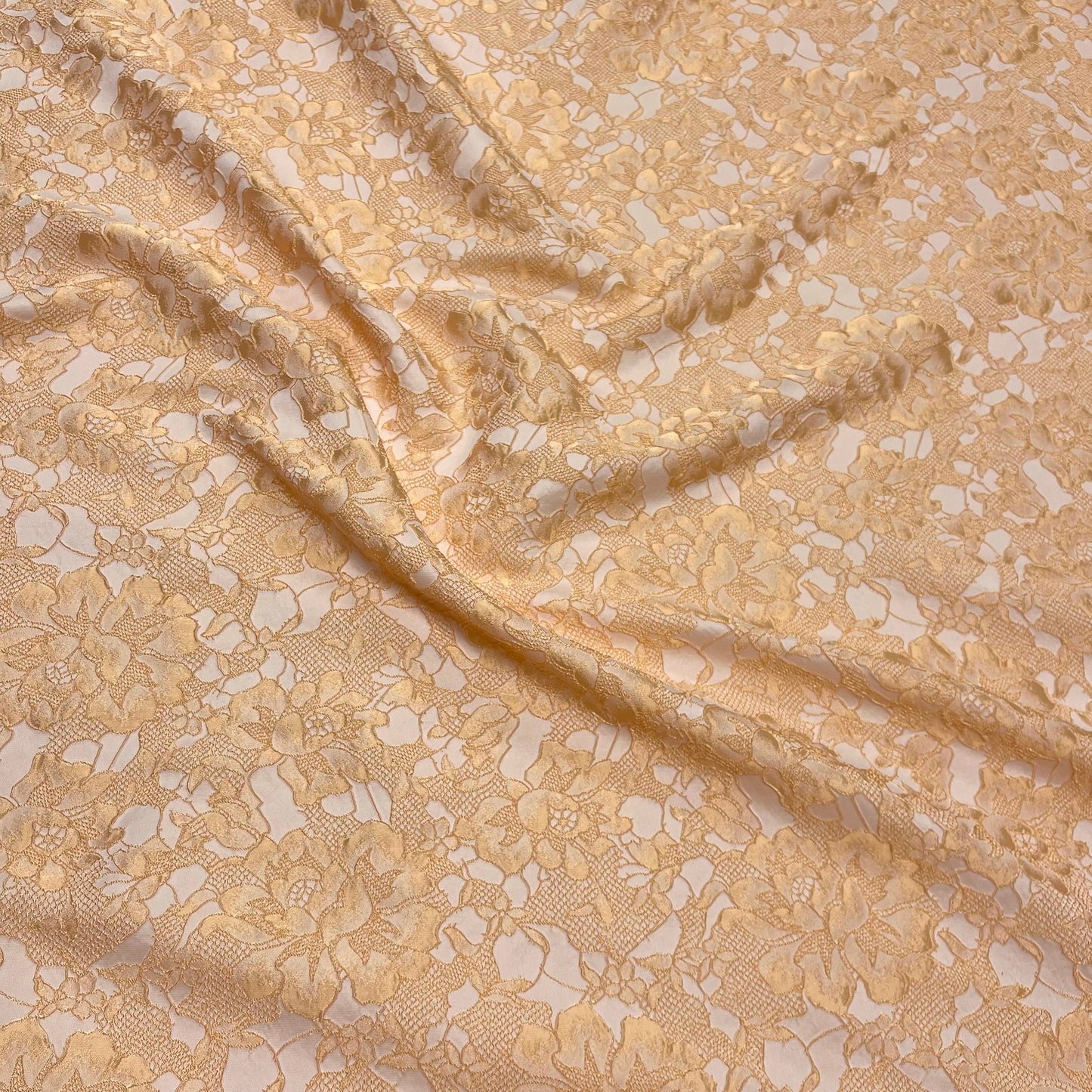 Lace-effect floral jacquard – Peach tone