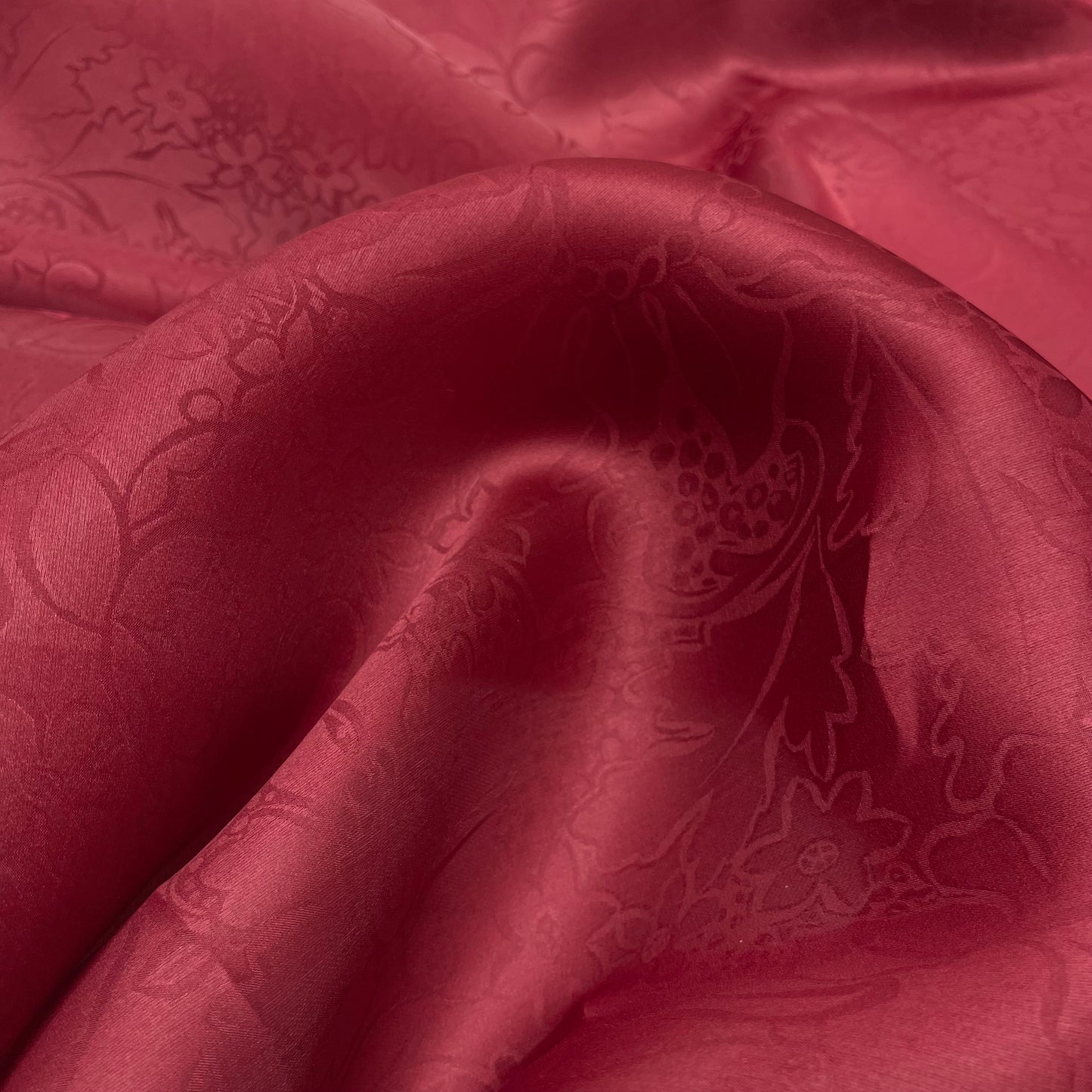 Double Silk Jacquard Organza – Bordeaux