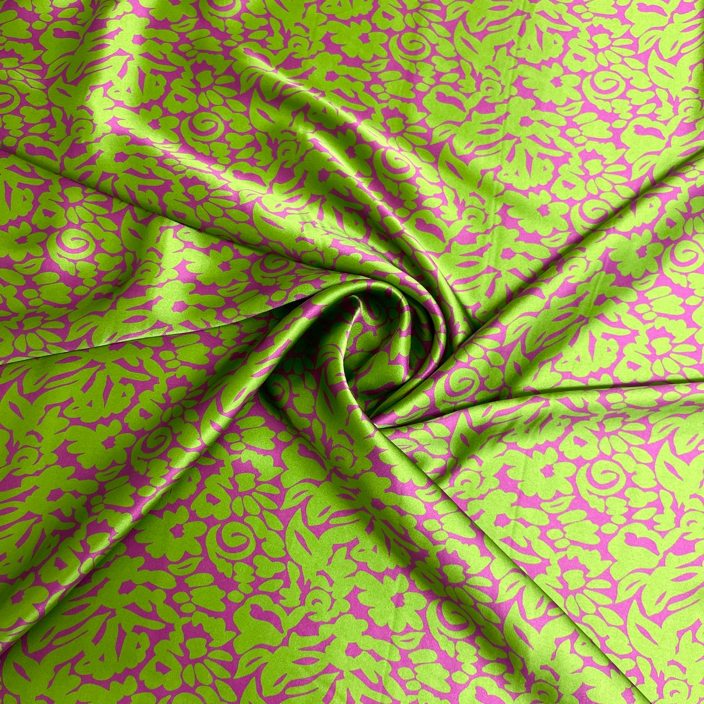 Raso di Seta Ungaro Floreale – 1,50 × 1,40 m
