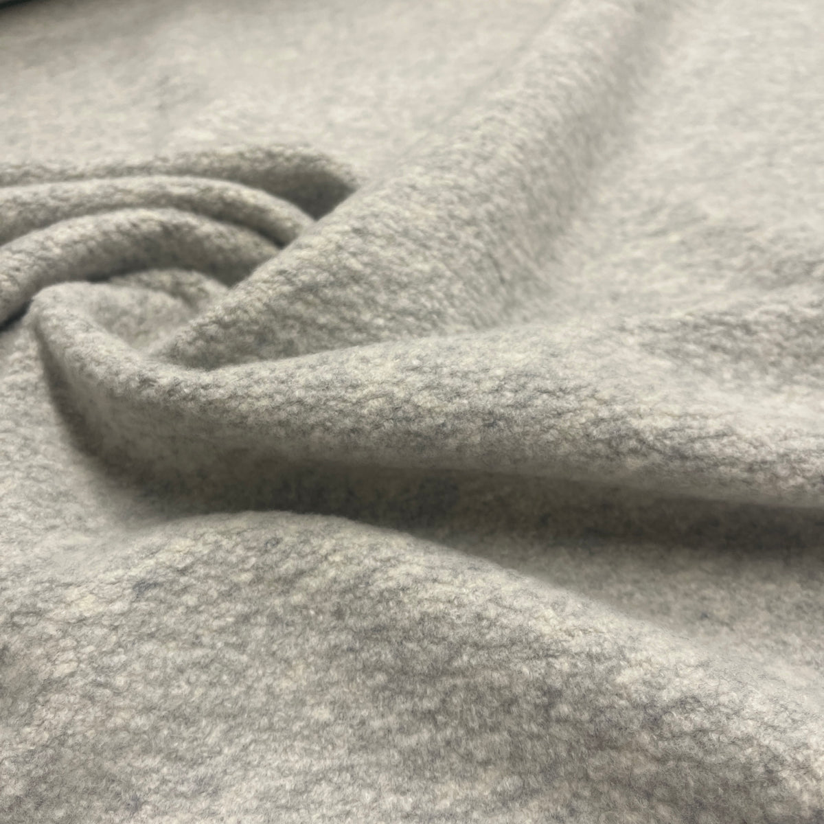 Virgin Wool and Cashmere – Grey
