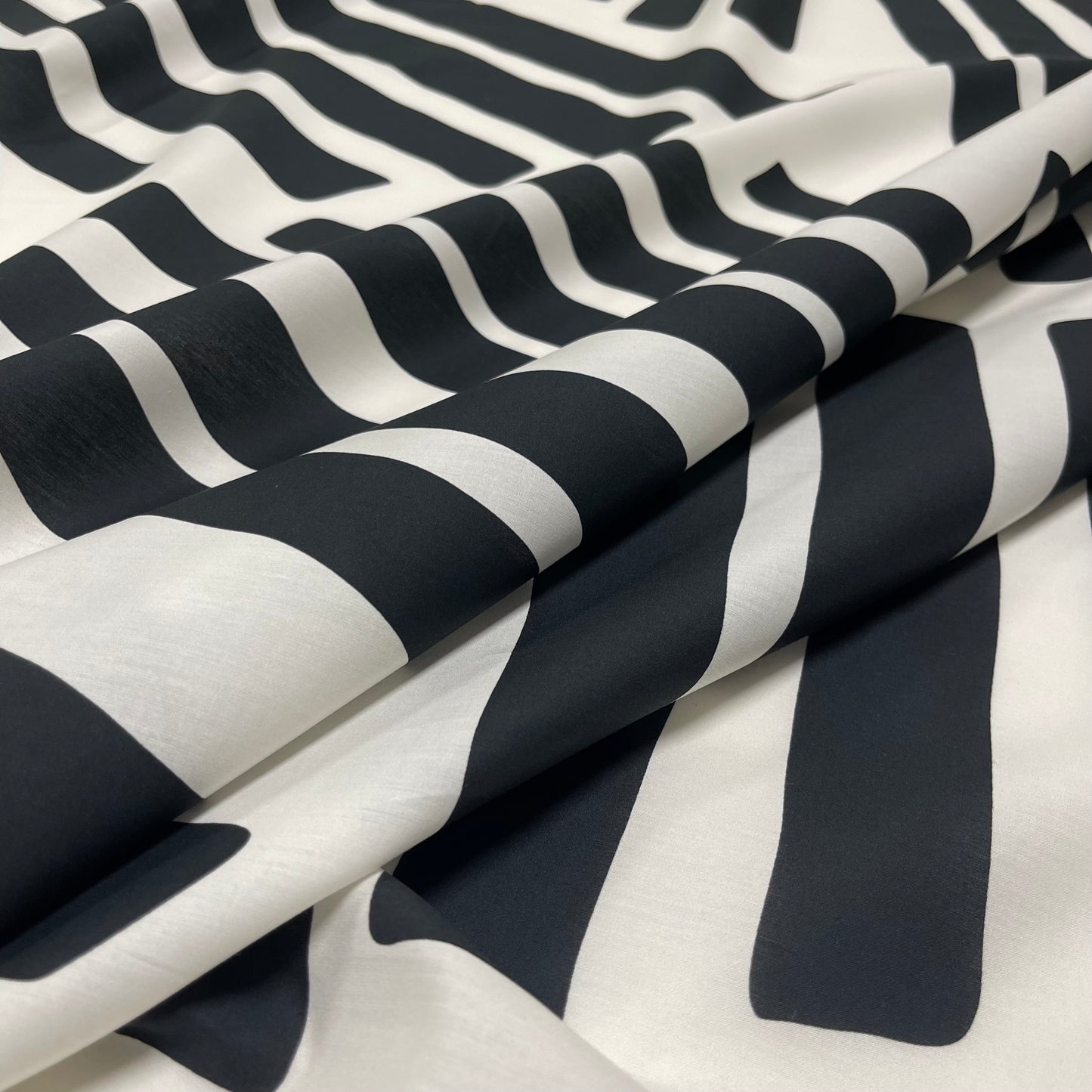 Cotone Popeline Geometrica Bianco e nero