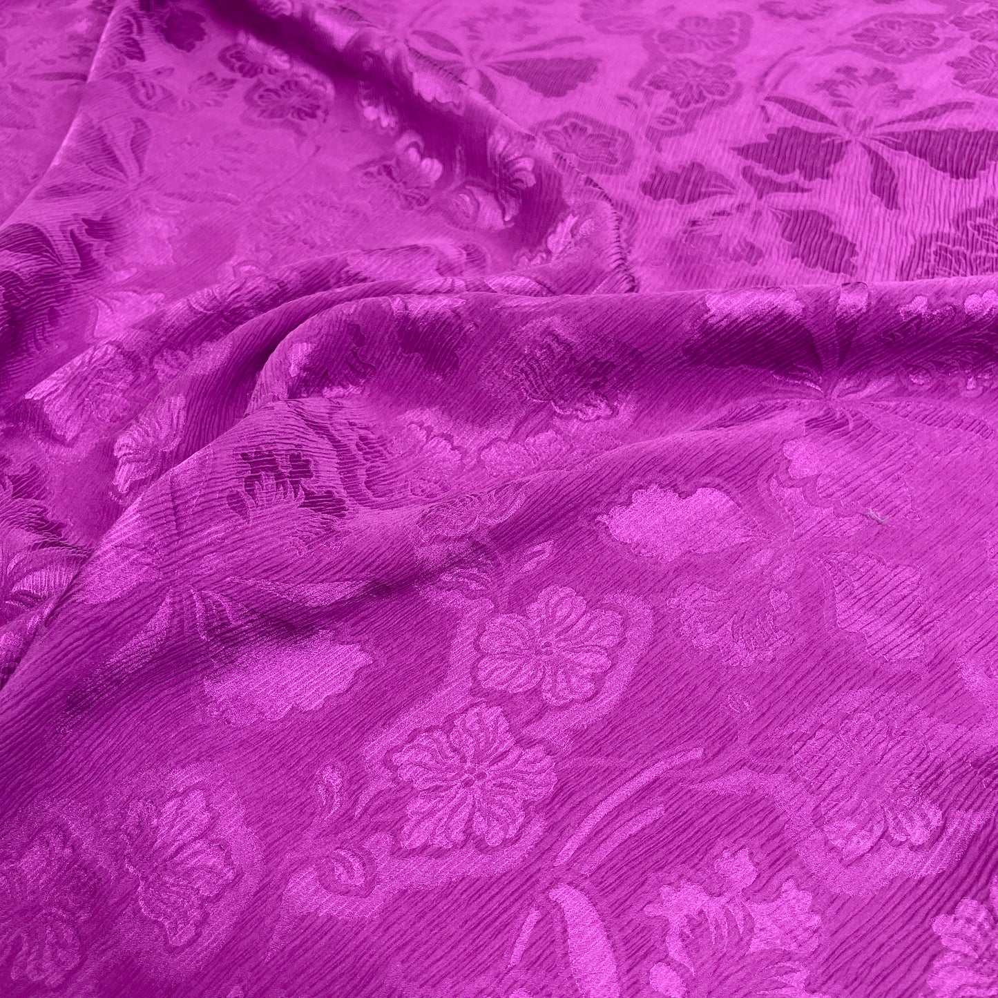 Seta Jacquard Creponata Fucsia – 2,00 × 1,40 m