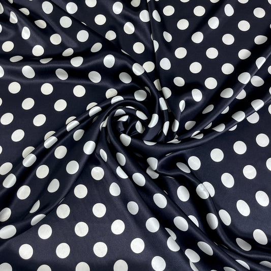 Raso di Seta a Pois Bianco e Nero – 2,40 × 1,40 m