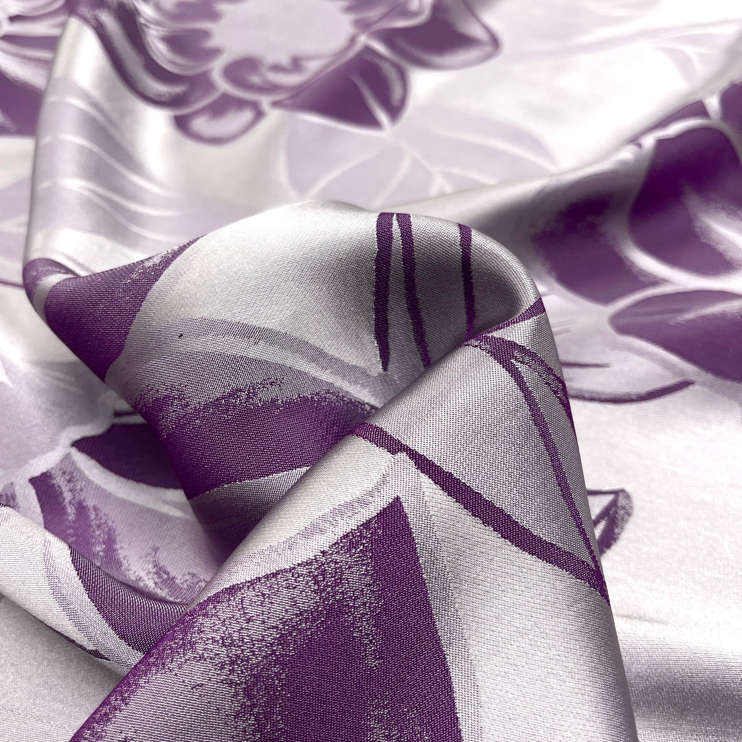 Cady Jacquard Viscosa - Floreale Lilla
