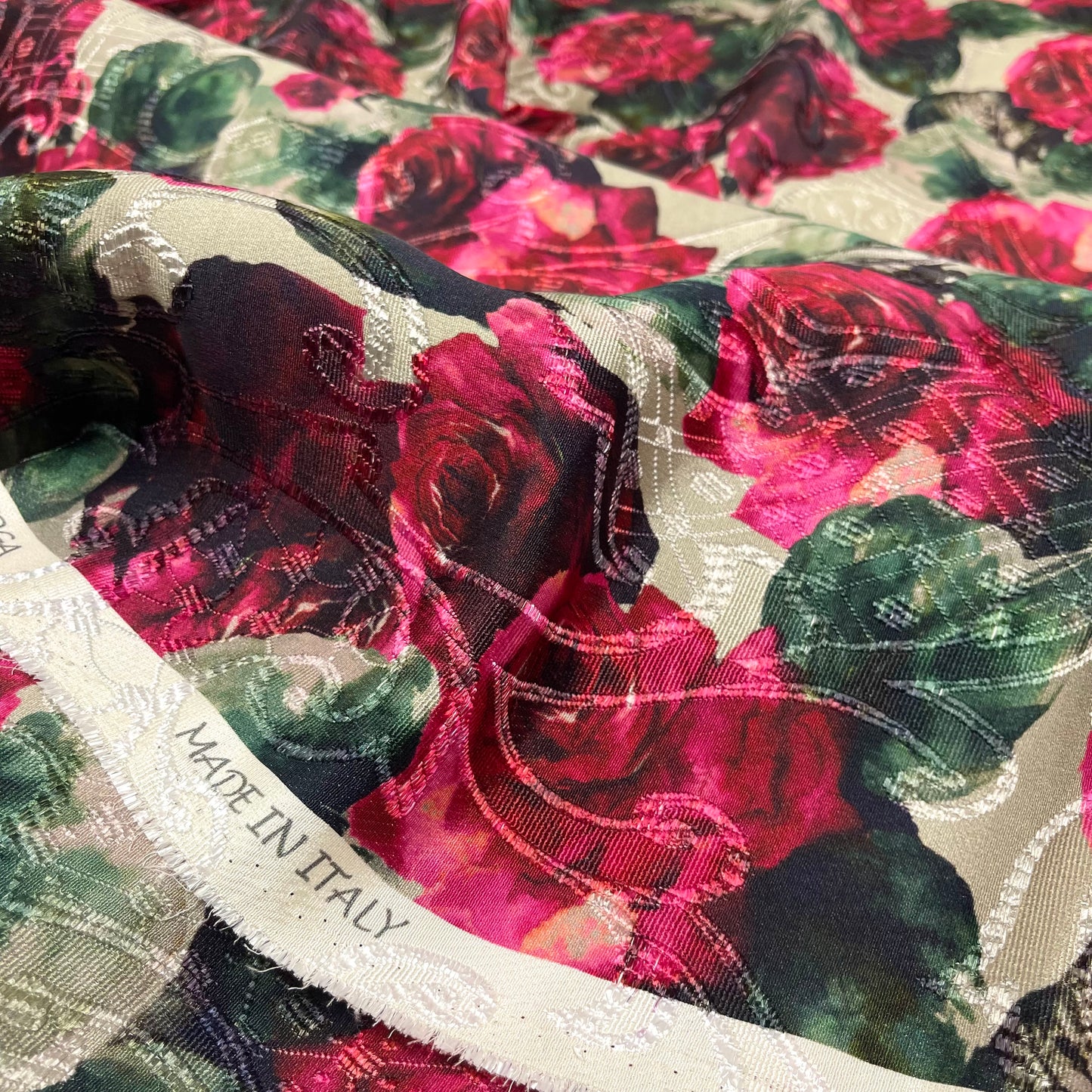 Jacquard Fantasia Rose