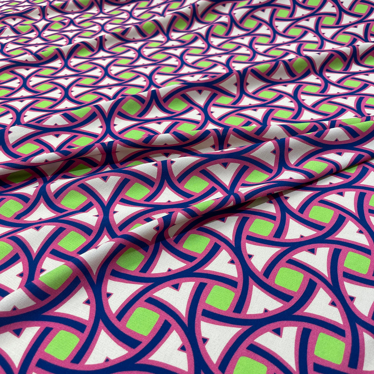 Viscosa Crêpe Stampata – Fantasia Geometrica