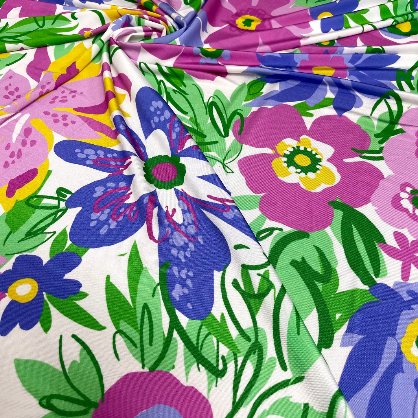 Jersey di Viscosa Fantasia Floreale Multicolore