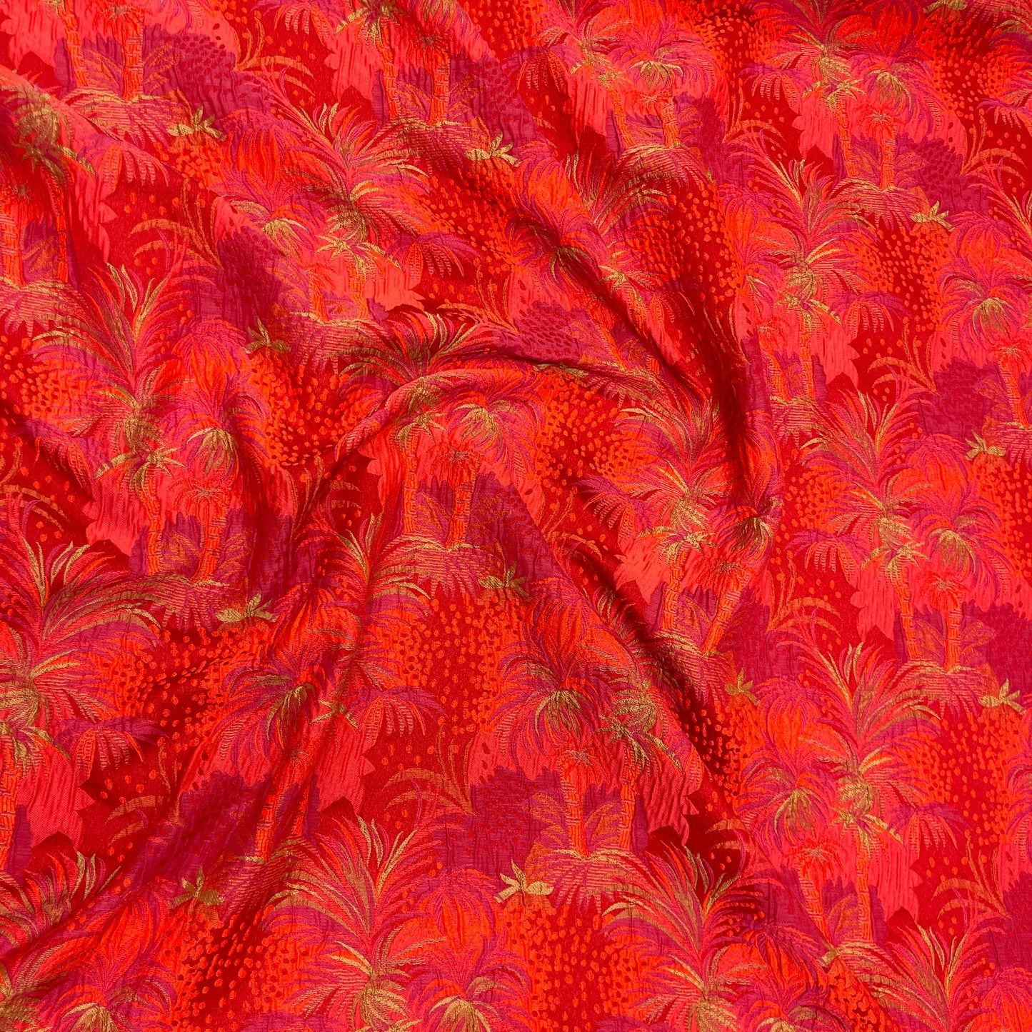 Tropical patterned jacquard