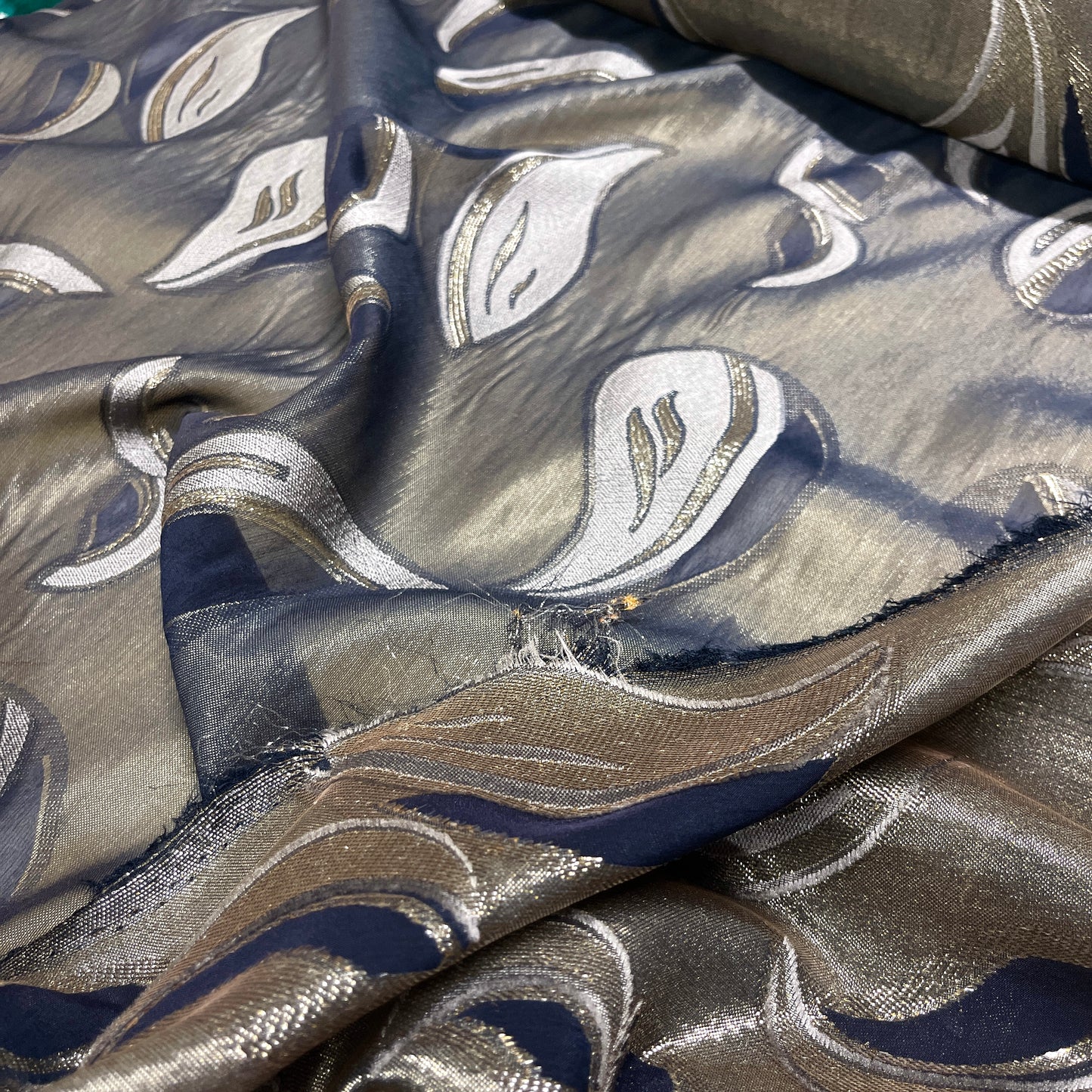 Jacquard Seta Lamé - Blu e Oro Astratto