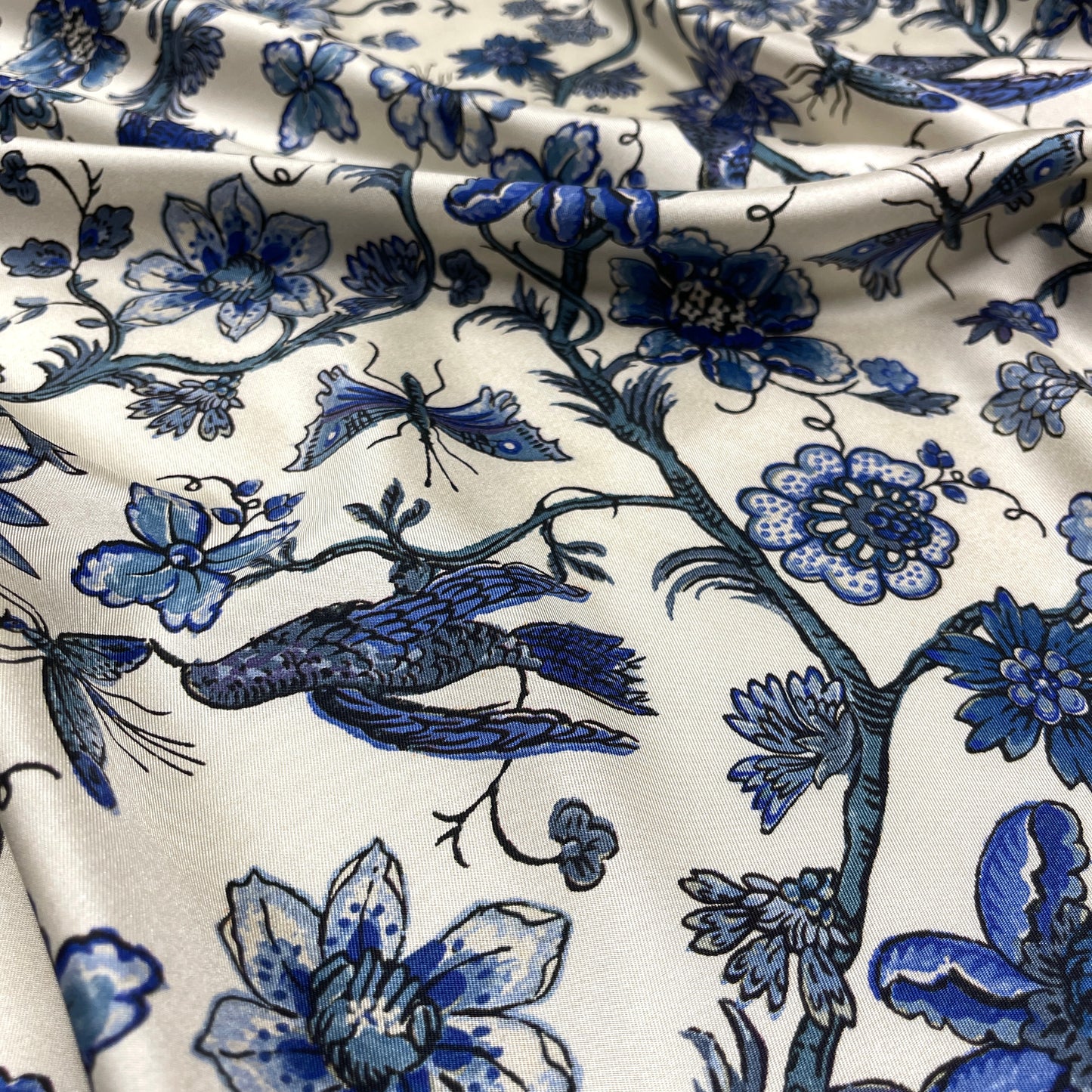 Twill di Seta Giardino Blu Reale