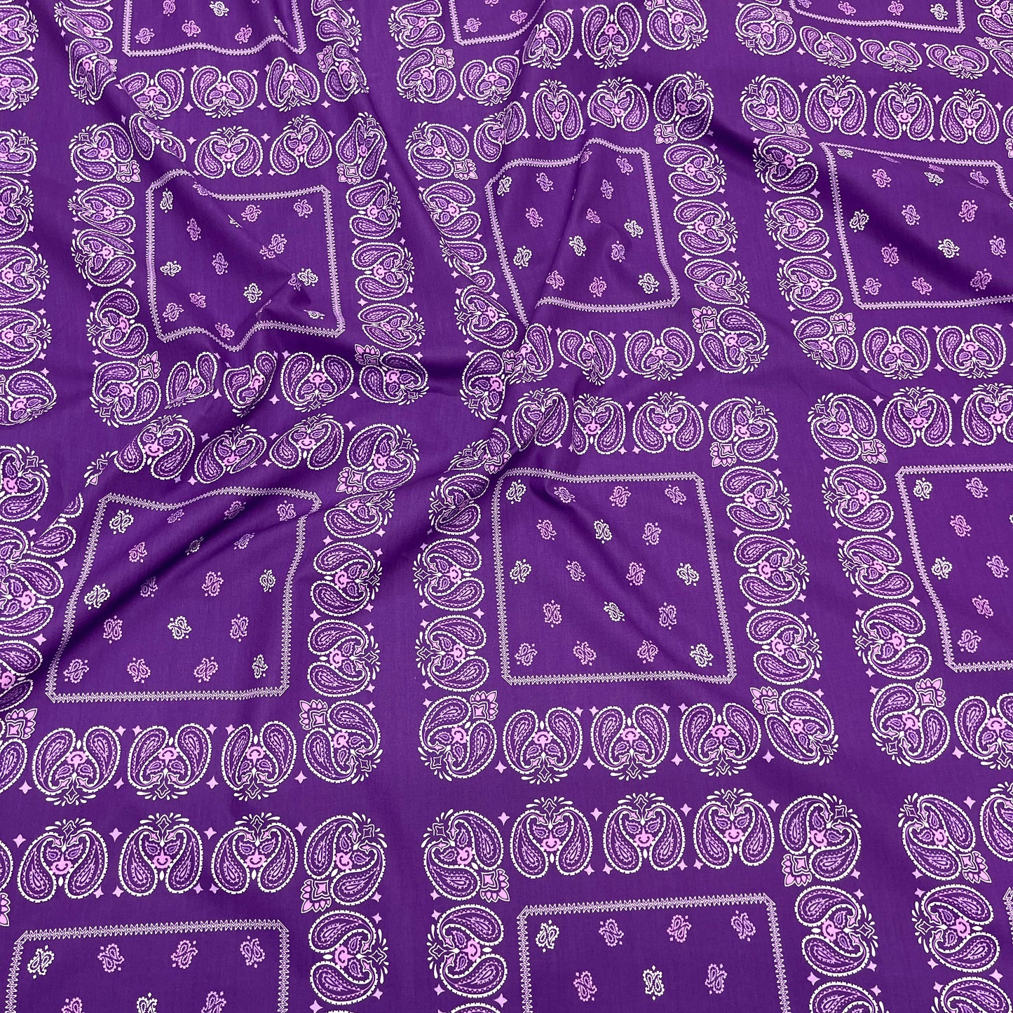 Cotone Popeline Paisley Viola