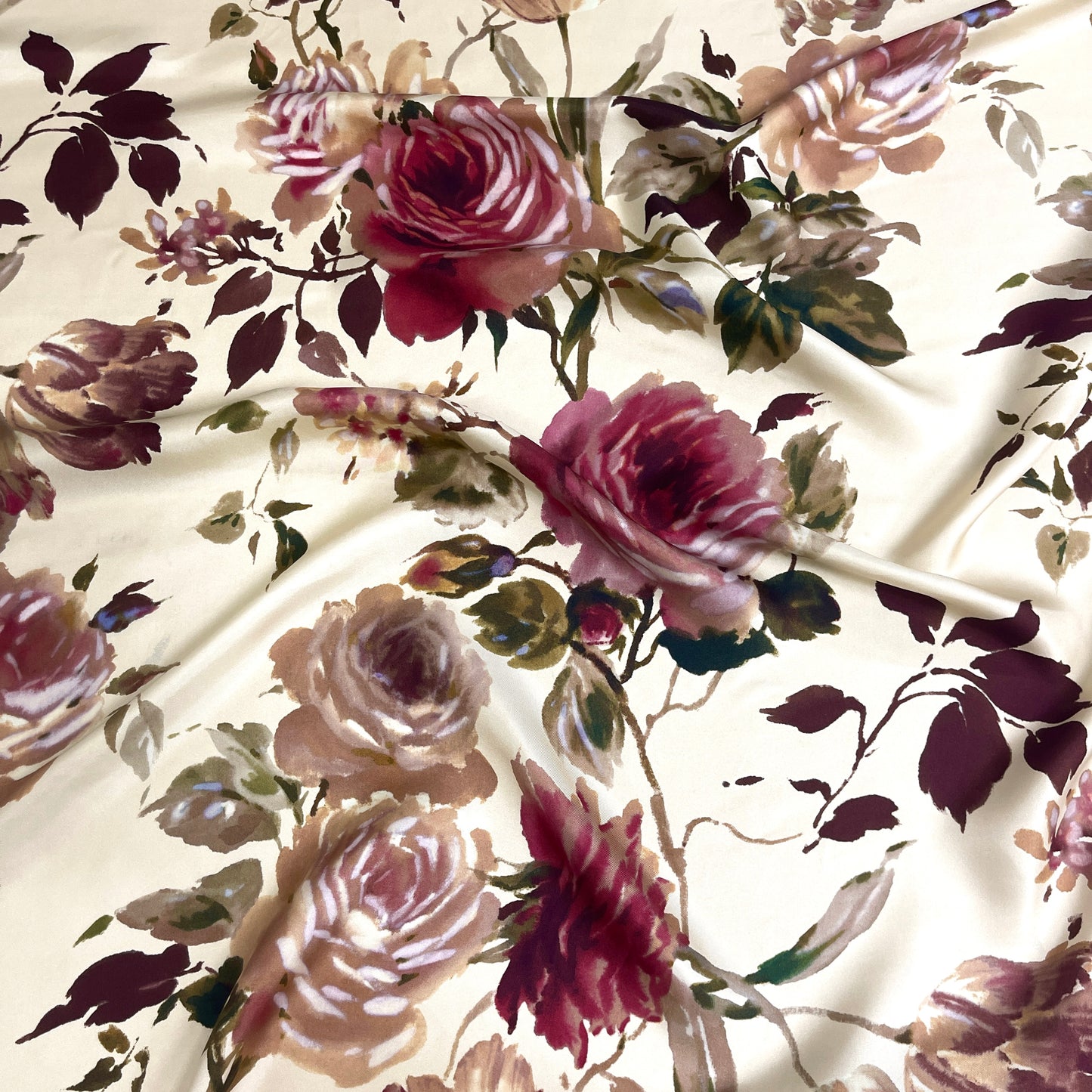 Twill di Seta Floreale Rose| 1,70 × 1,40 m