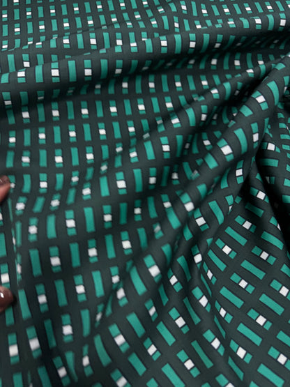 Elegant geometric poplin of cotton