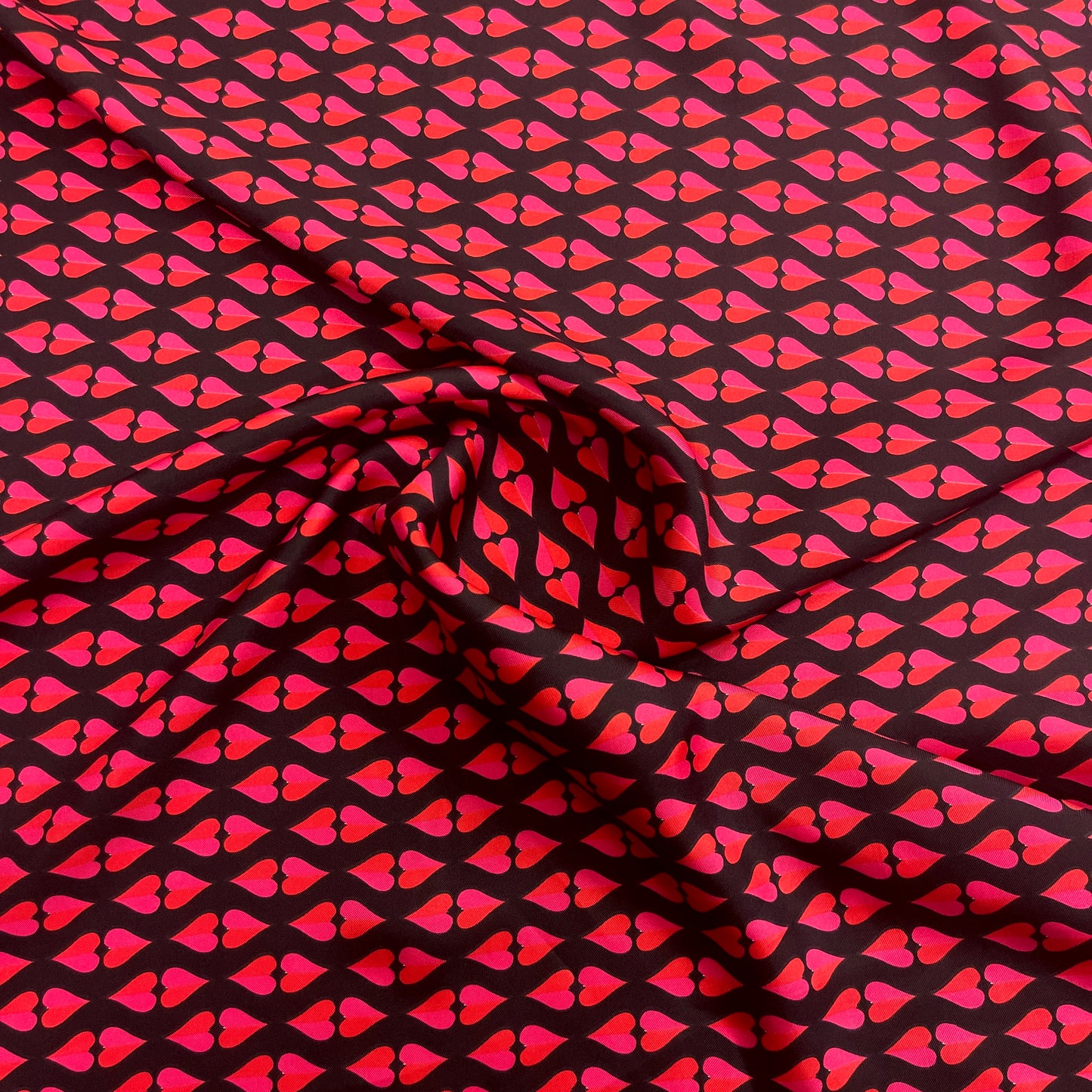Twill di Seta - Fantasia Cuori Rosa e Rossi