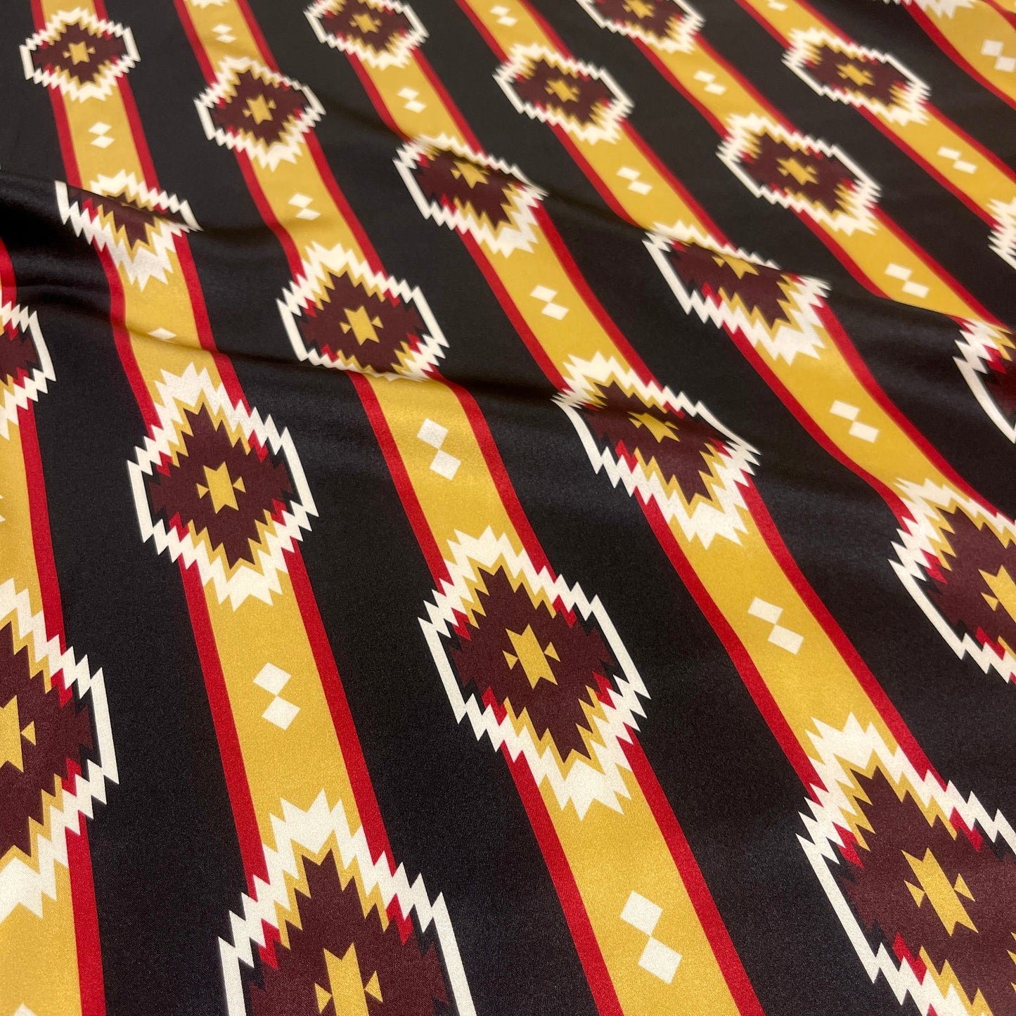 Raso di Seta - Navajo Nero Luxury