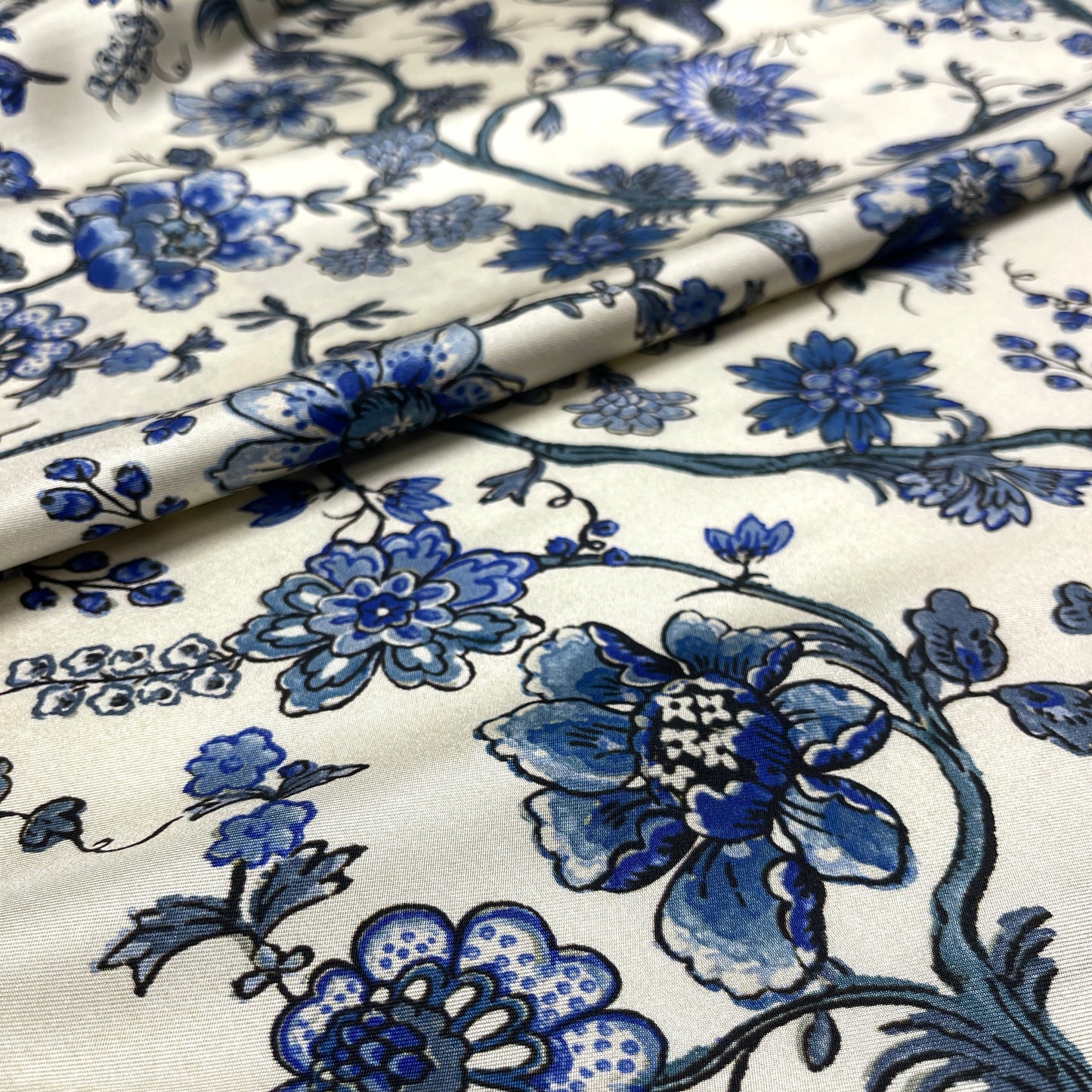 Twill di Seta Giardino Blu Reale