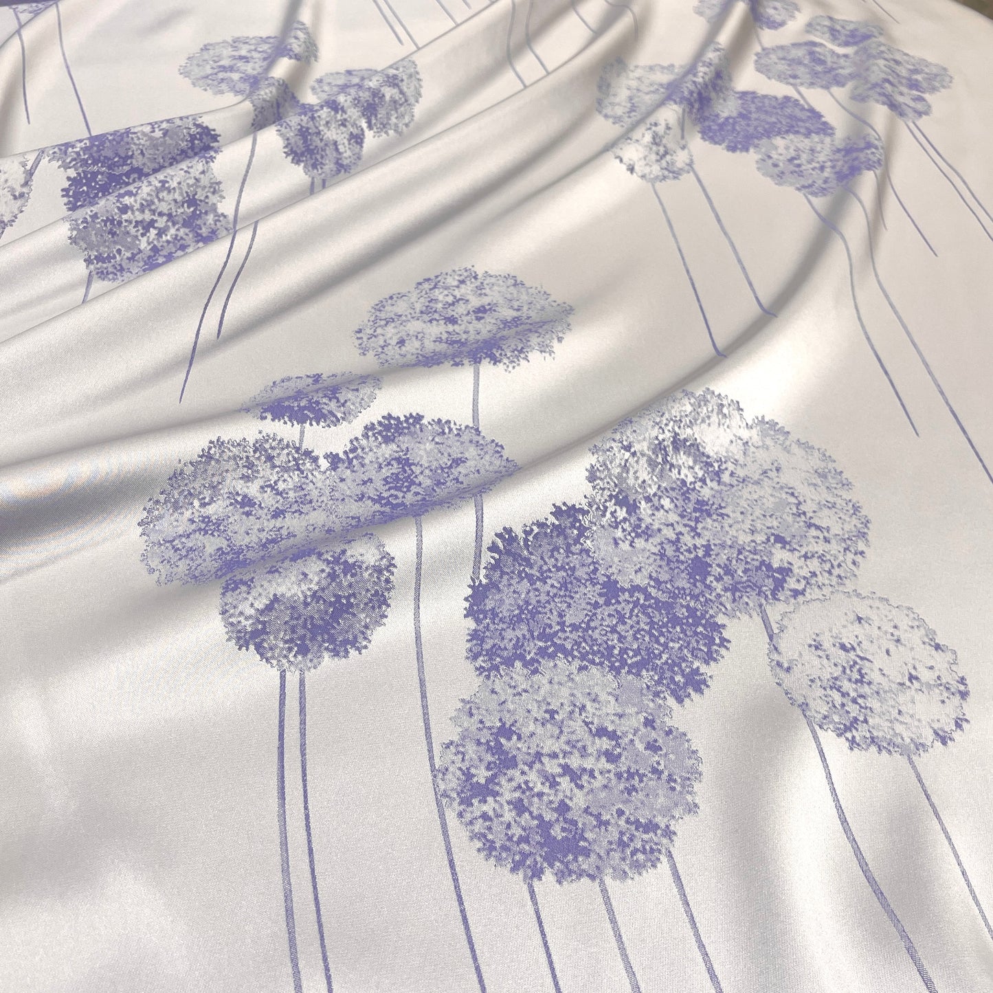 Viscose Cady Jacquard - Lilac Flowers