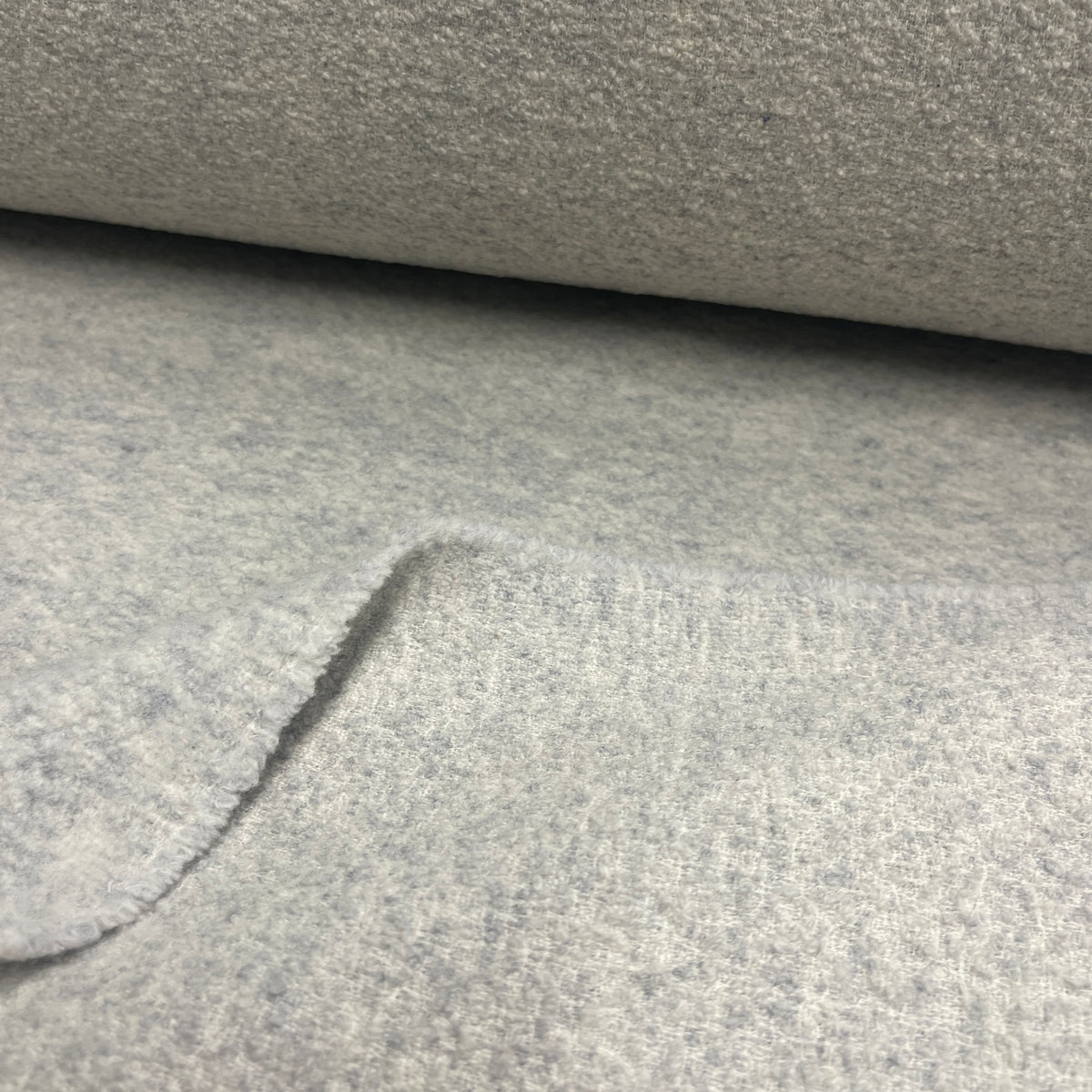 Virgin Wool and Cashmere – Grey
