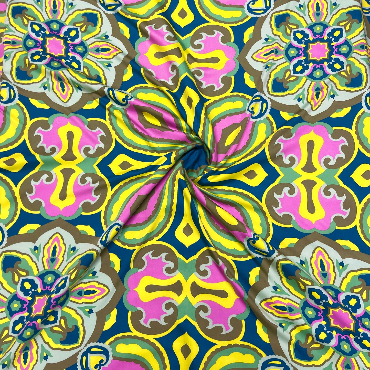 Viscosa Satin- Medaglione Multicolor