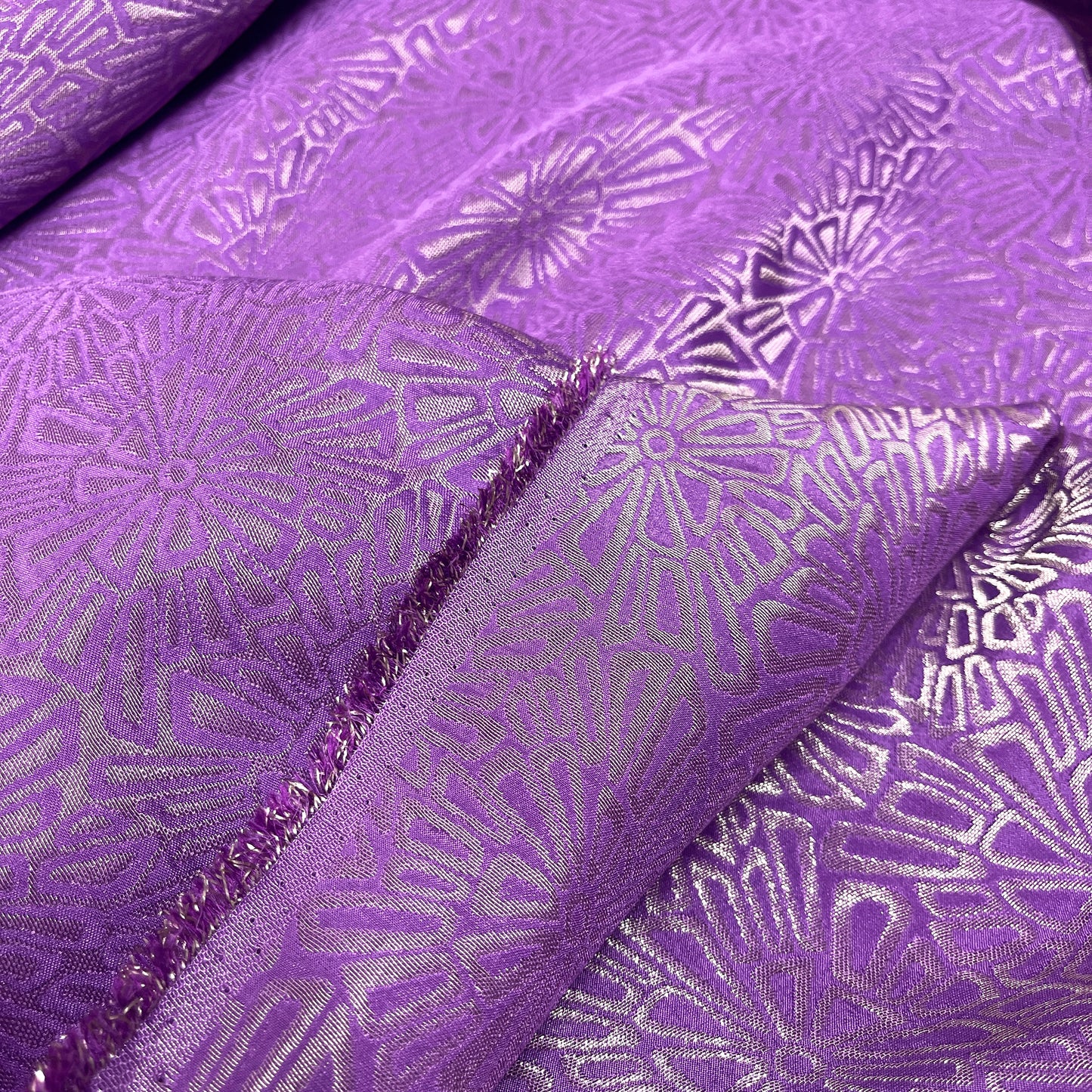 Jacquard Seta Lamé - Fiori Geometrici Viola