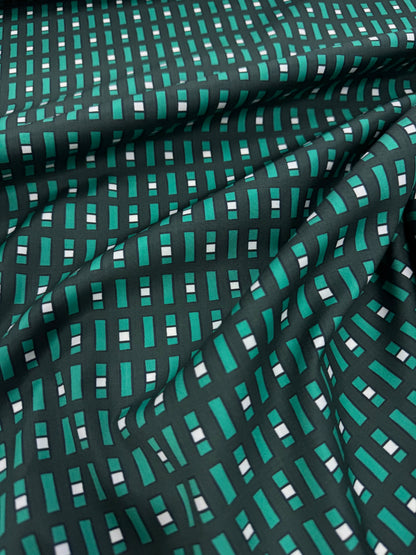 Elegant geometric poplin of cotton