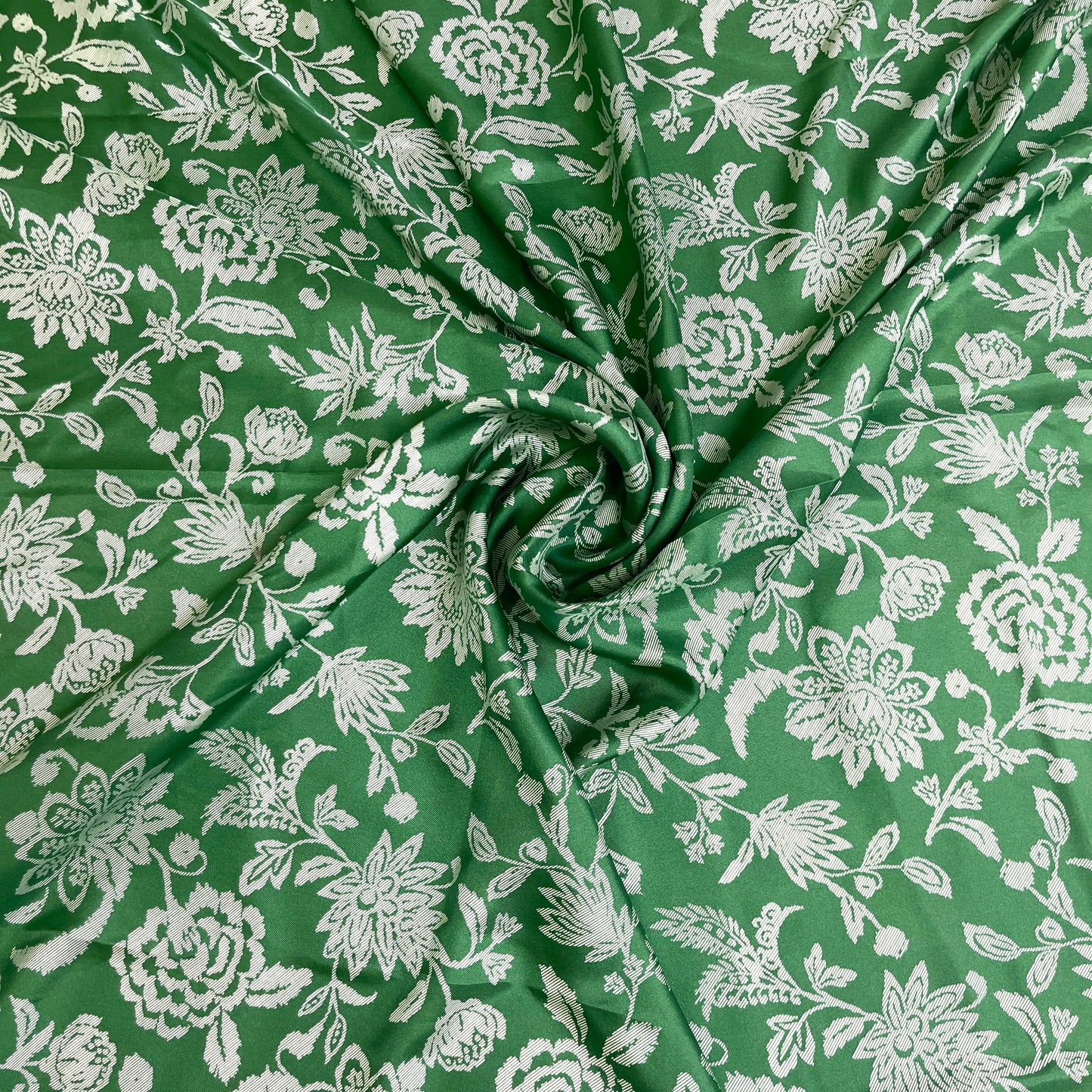 Twill di Seta Floreale Verde | 1,60 × 1,40 m