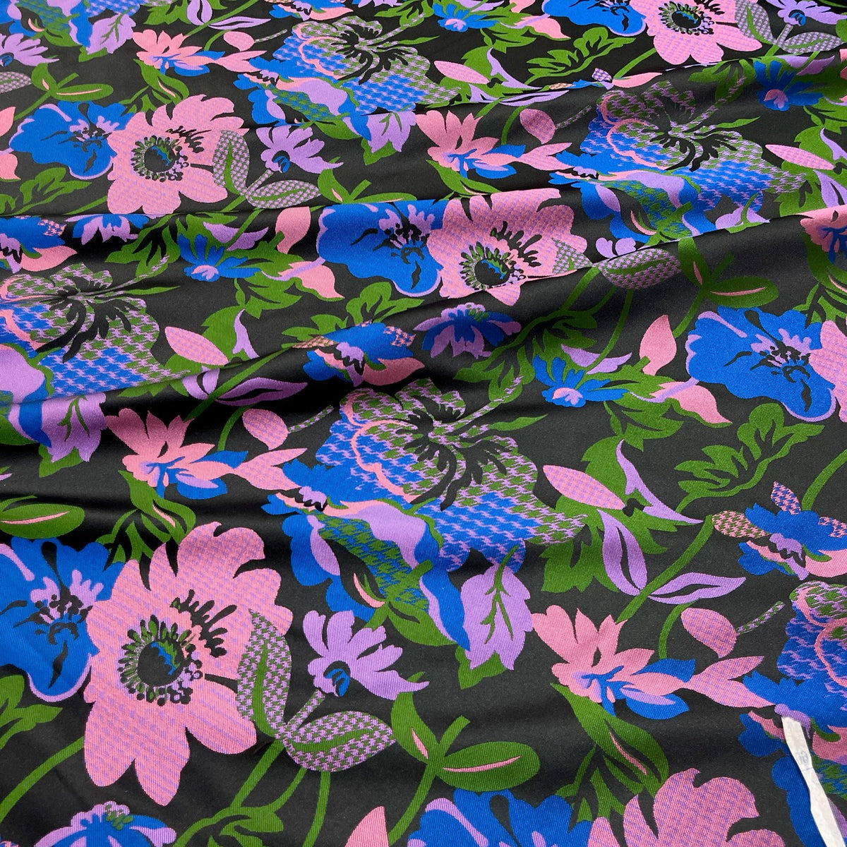 Jacquard floreale multicolore dettaglio