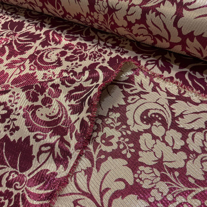 Diritto e rovescio del jacquard floreale ornamentale metallizzato Bordeaux e Oro