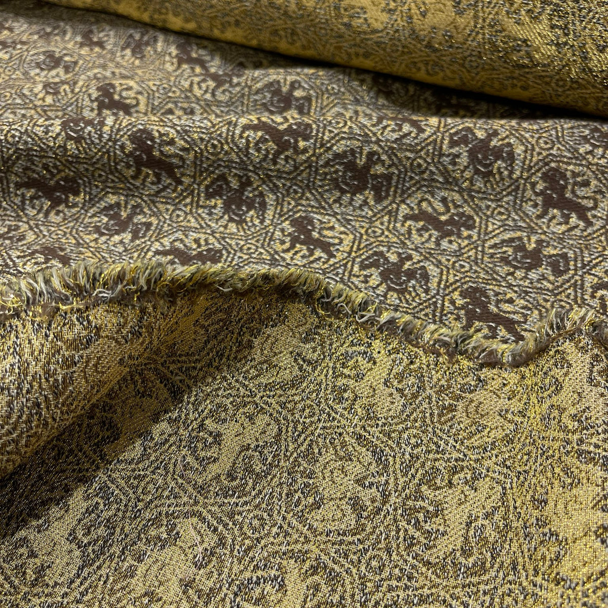 Jacquard misto lana con motivo ornamentale marrone e oro