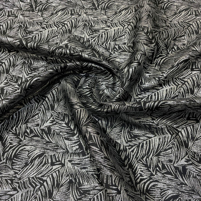 Jacquard in poliestere a foglie nero e argento, tessuto drappeggiato