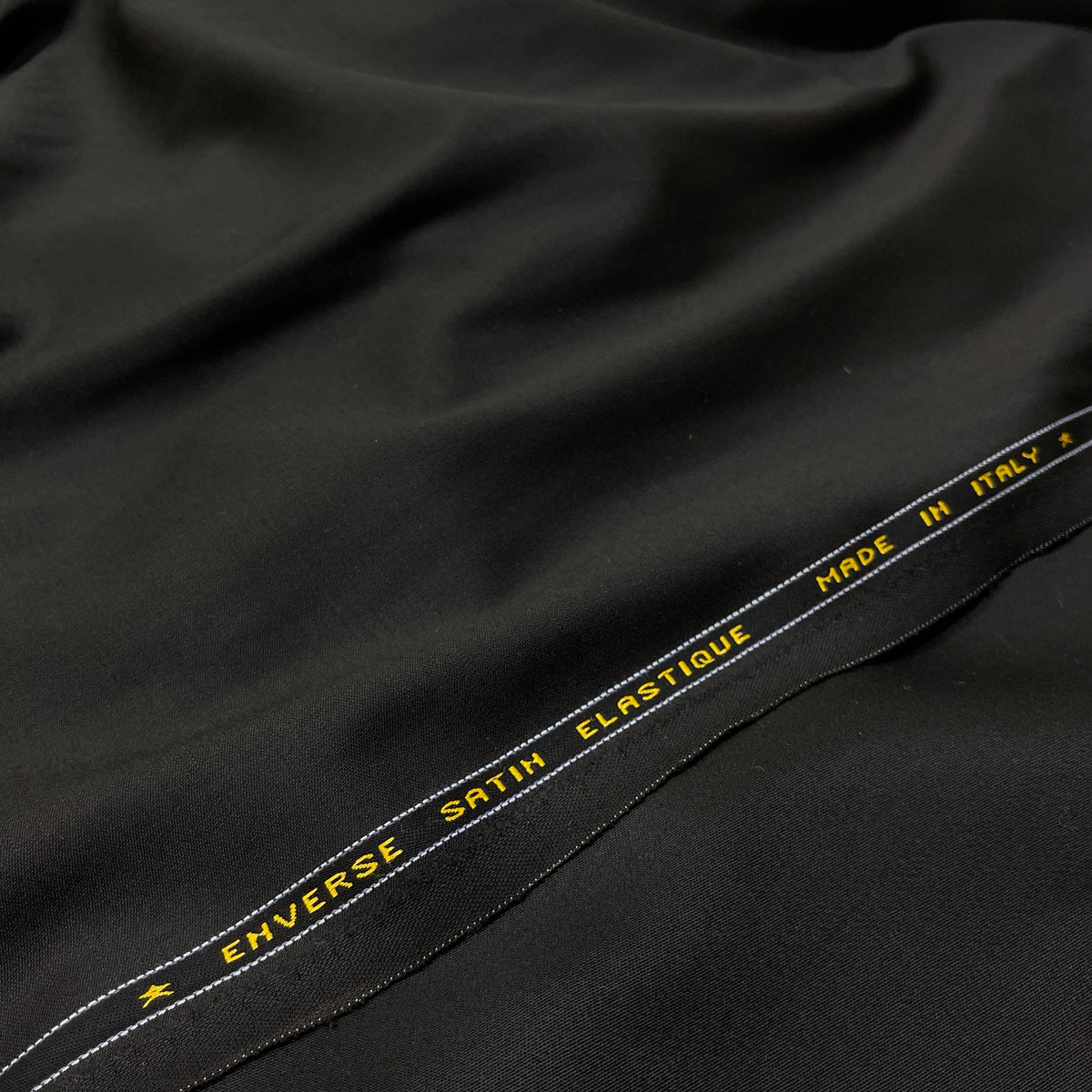 Lana vergine stretch doppio aspetto nera - cimossa Made in Italy