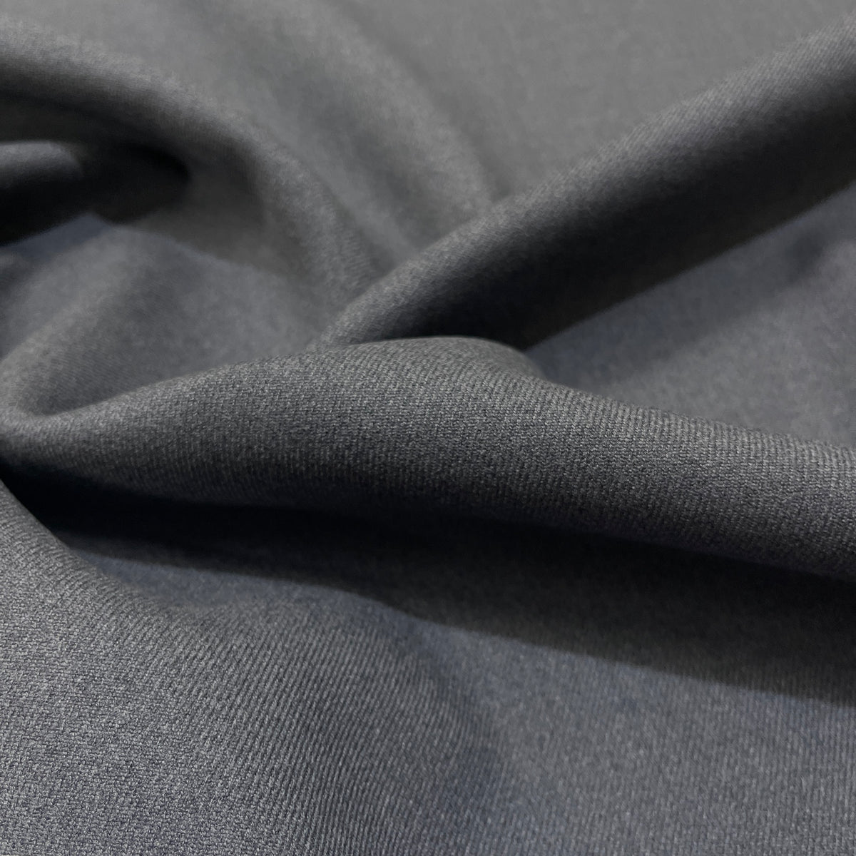 Panno twill Super 180'S - dettaglio mano
