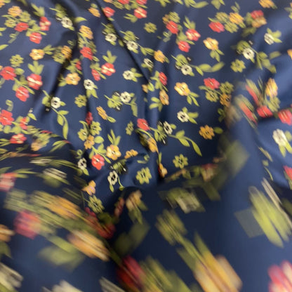 Twill di Seta Floreale Blu Navy – 2,50 × 1,40 m