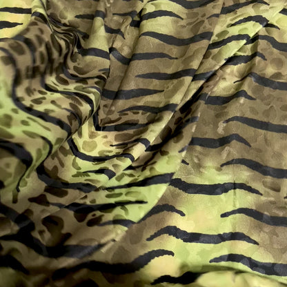 Seta Jacquard Animalier Verde Oliva – 1,30 × 1,40 m