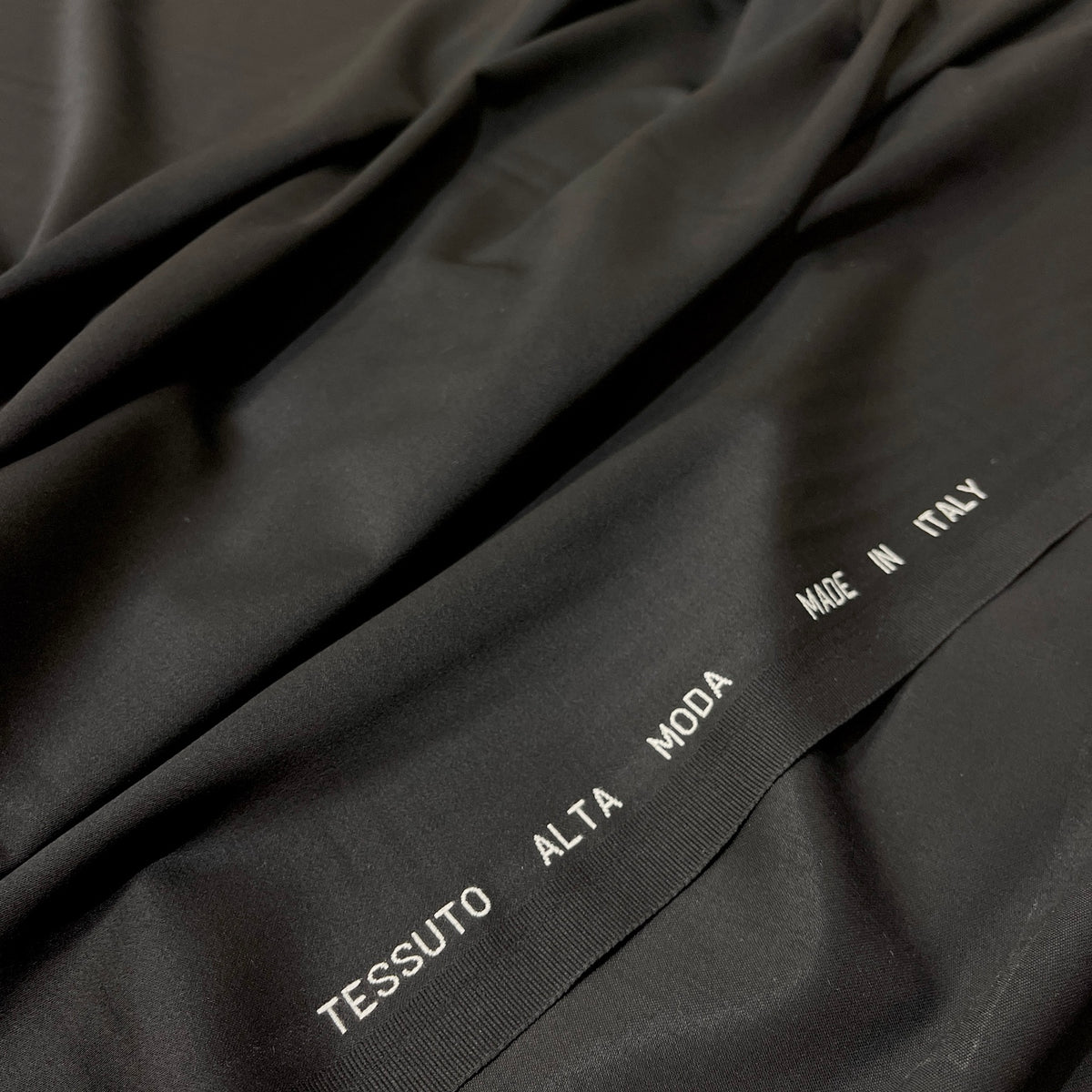 Raso di pura lana vergine stretch alta moda - cimossa Made in Italy
