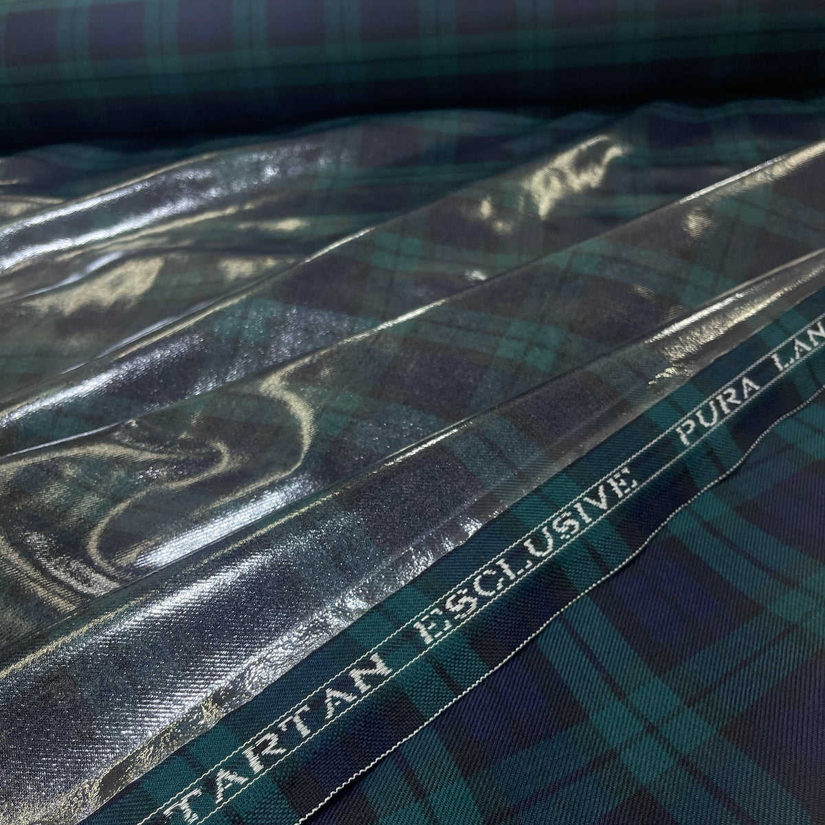 Tartan in pura lana vergine spalmata impermeabile verde e blu - dettaglio